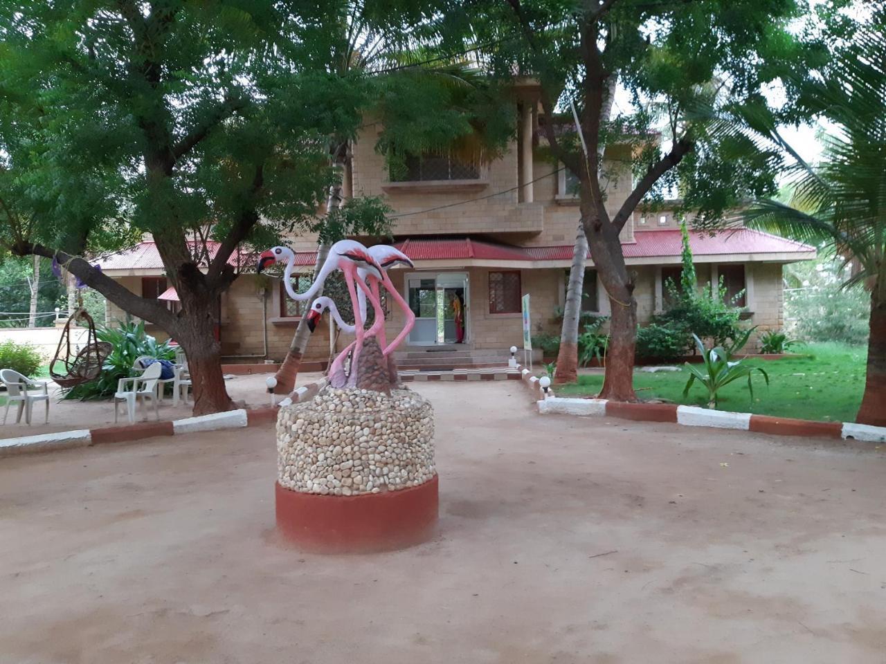 Stay Guru Resort Farm Villa Bhuj Exteriér fotografie